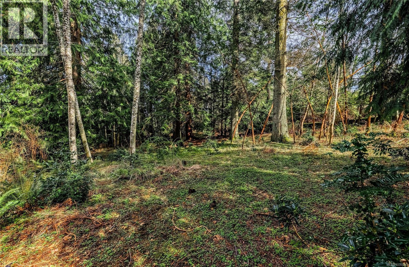 7228 Aulds Rd, Lantzville