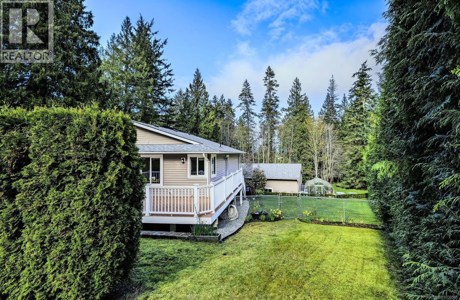 7228 Aulds Rd, Lantzville