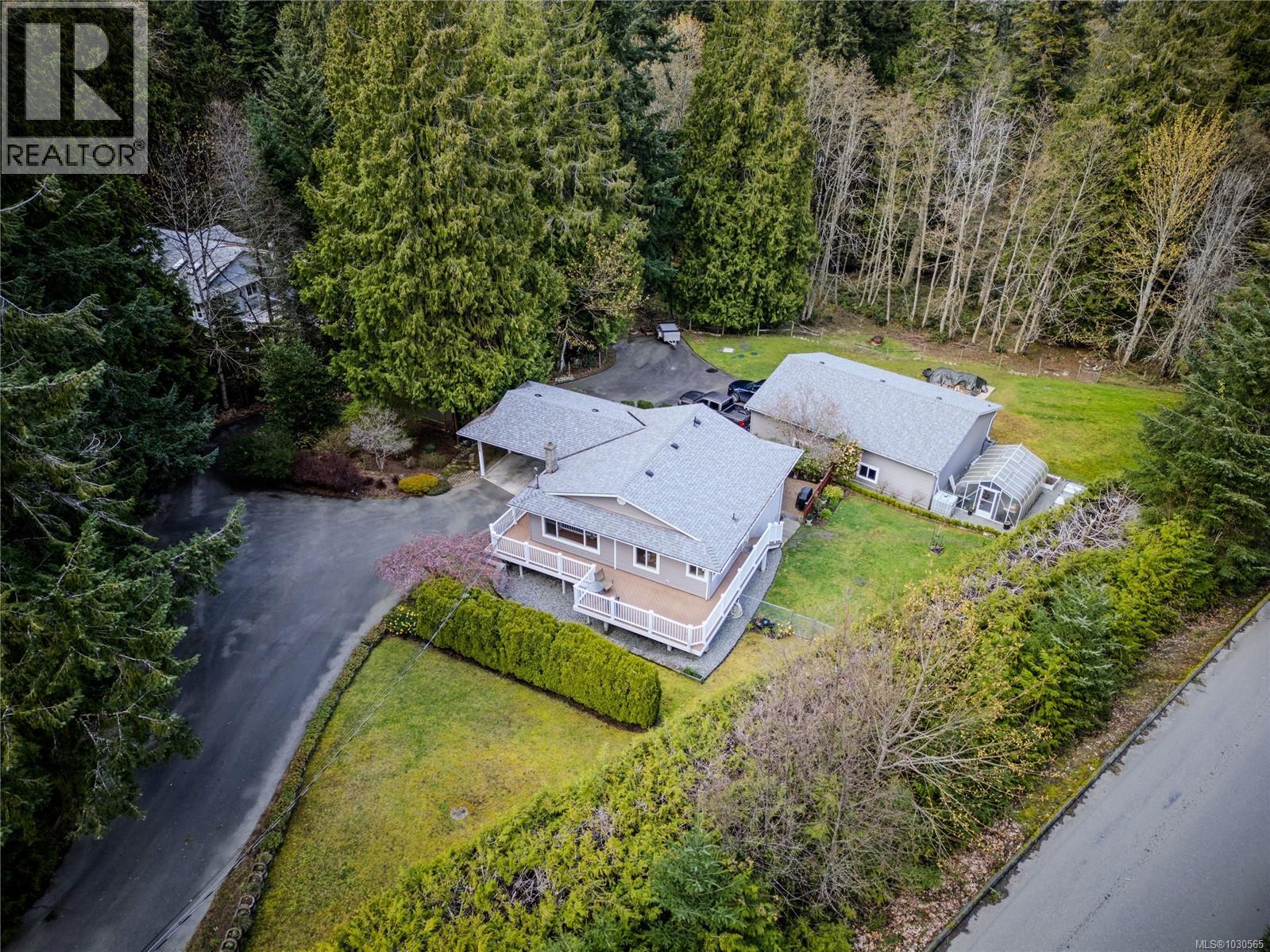 7228 Aulds Rd, Lantzville