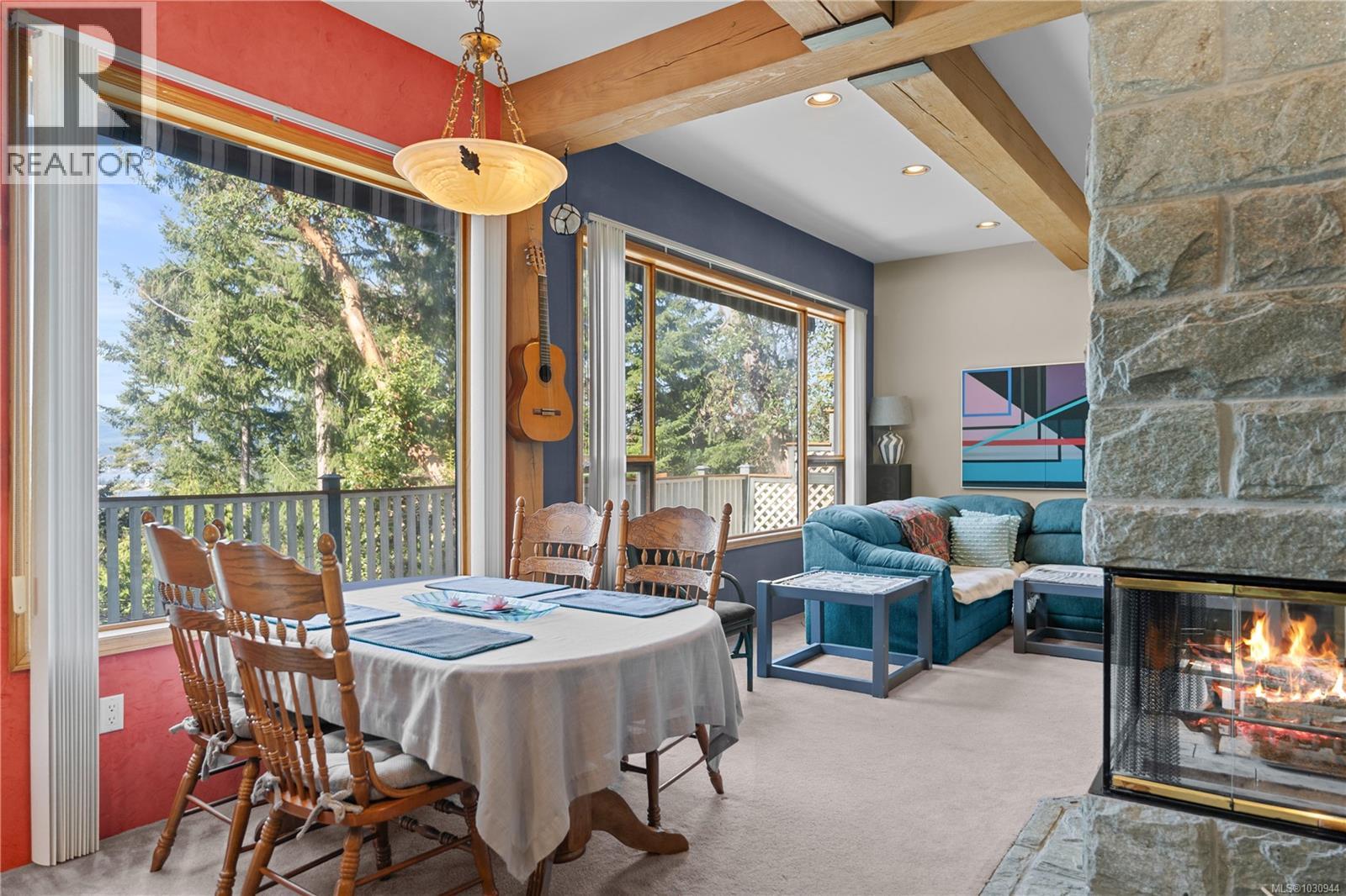 1059 Pat Burns Ave, Gabriola Island