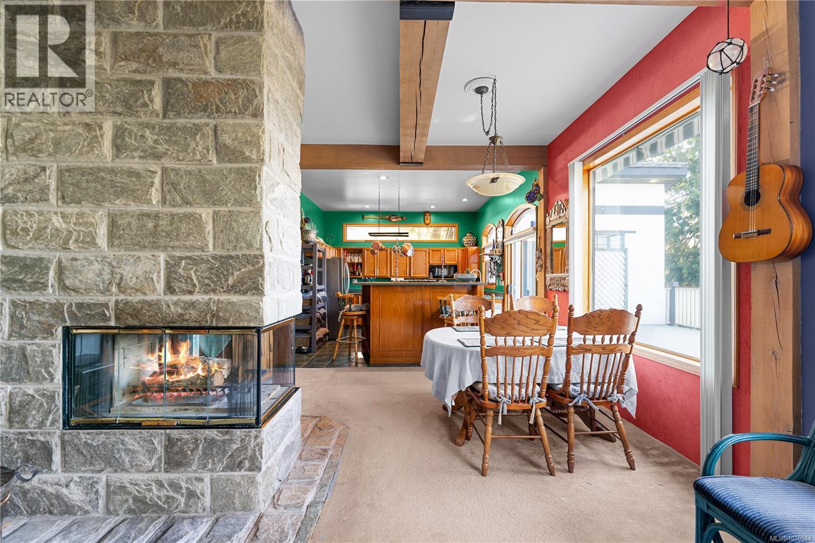 1059 Pat Burns Ave, Gabriola Island