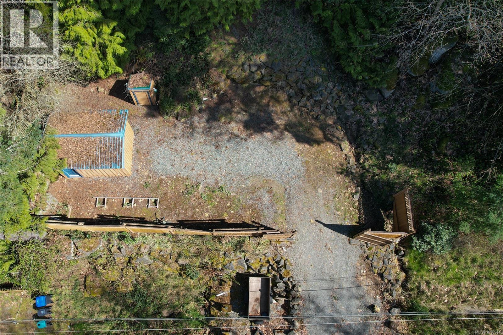 1059 Pat Burns Ave, Gabriola Island