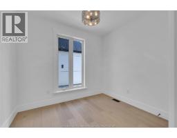 255 Dolores, Essex, ON N8M3E9 Photo 18
