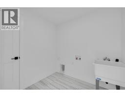 255 Dolores, Essex, ON N8M3E9 Photo 21