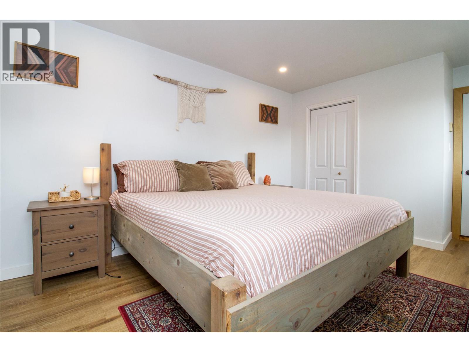  509 Eighth Street East, Revelstoke