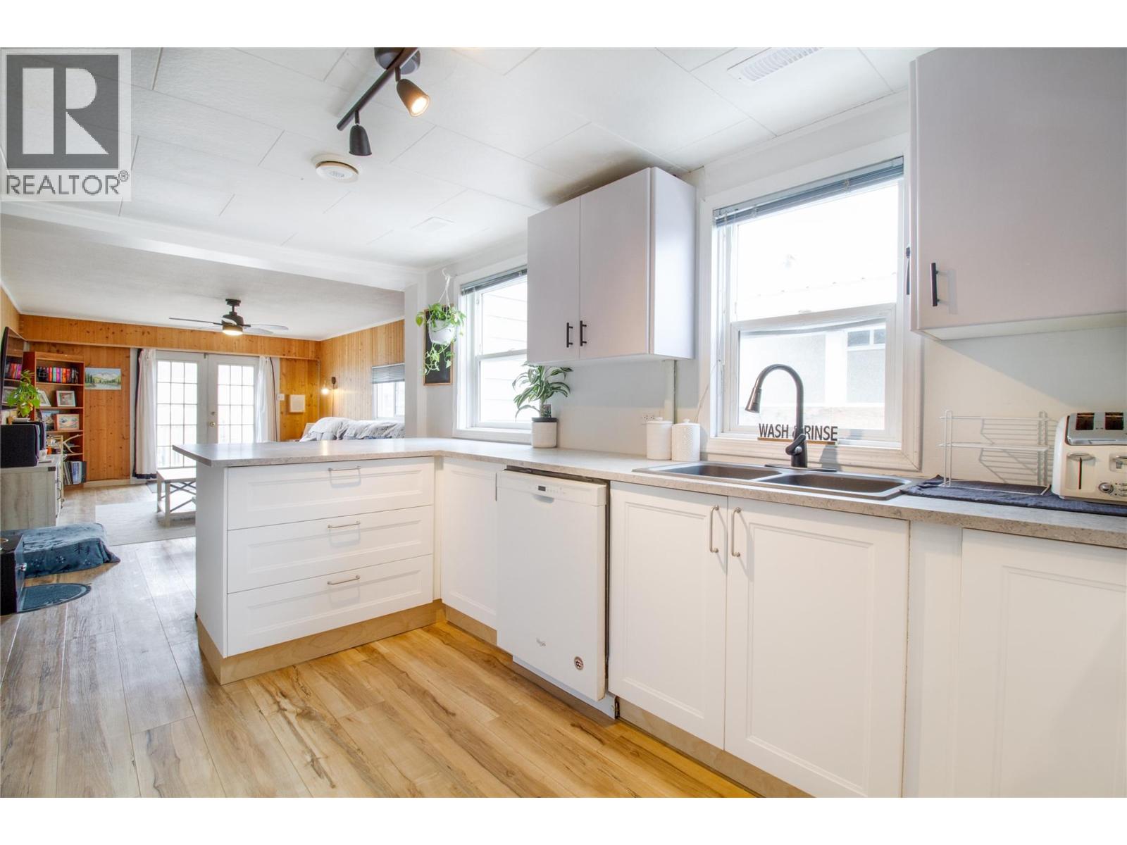  509 Eighth Street East, Revelstoke