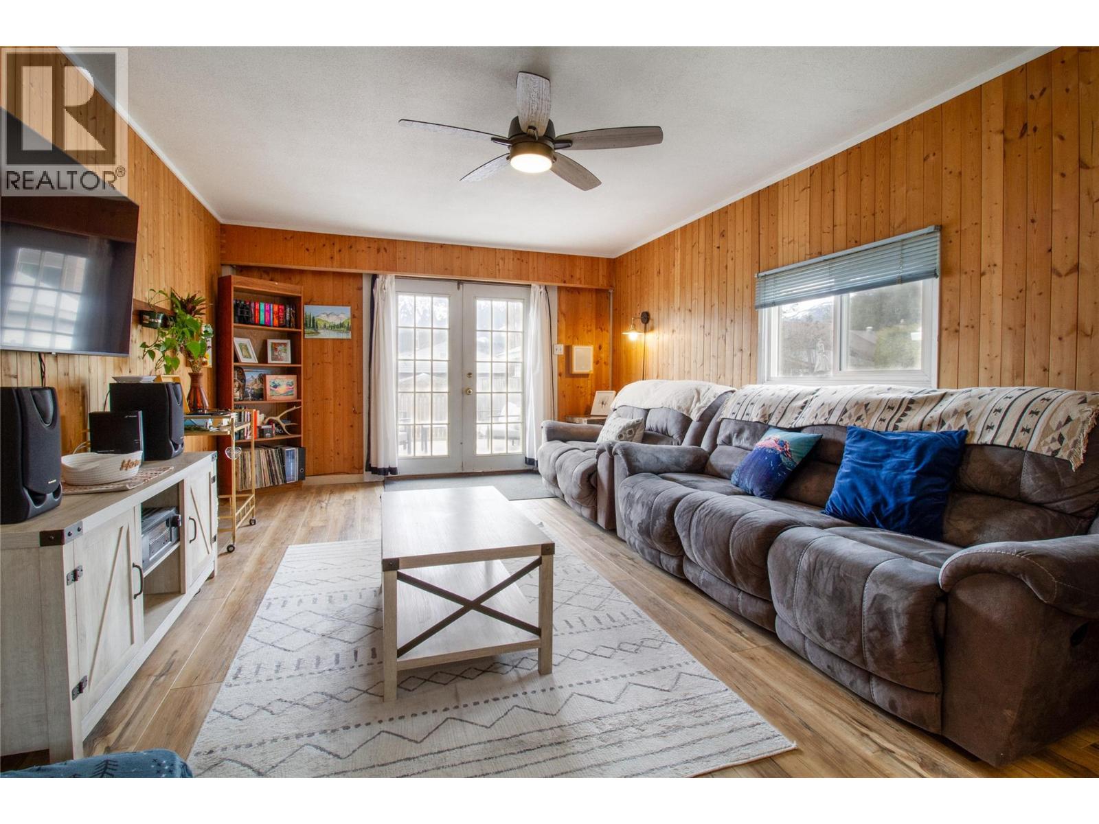  509 Eighth Street East, Revelstoke