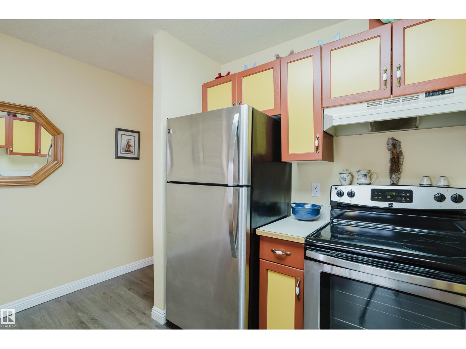 #25 9926 80 AV NW, Edmonton