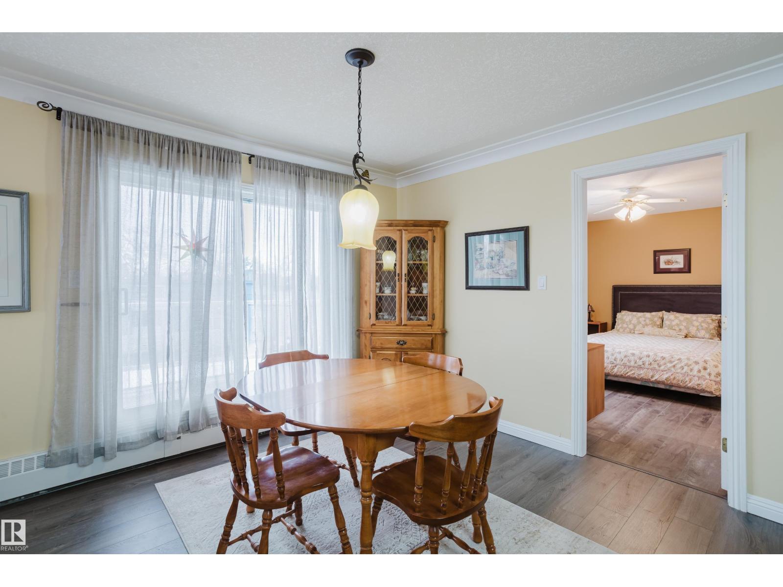 #25 9926 80 AV NW, Edmonton