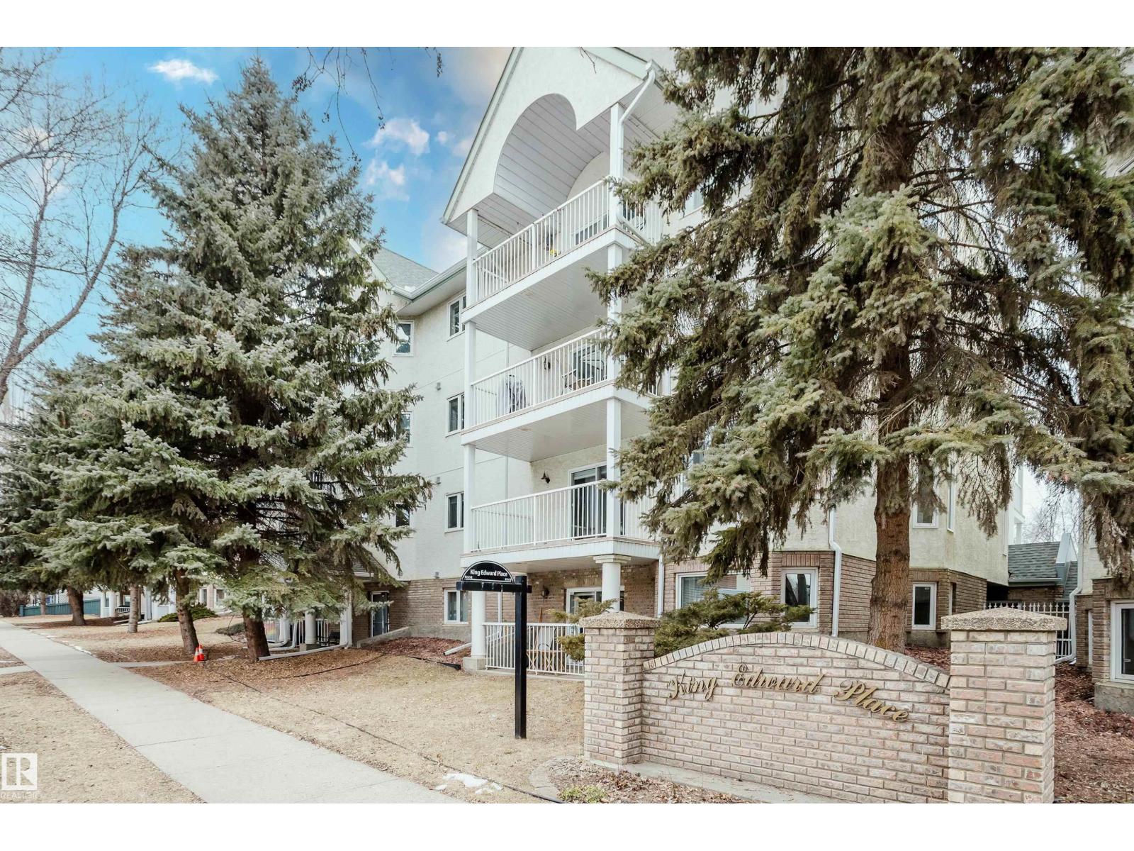 #25 9926 80 AV NW, Edmonton