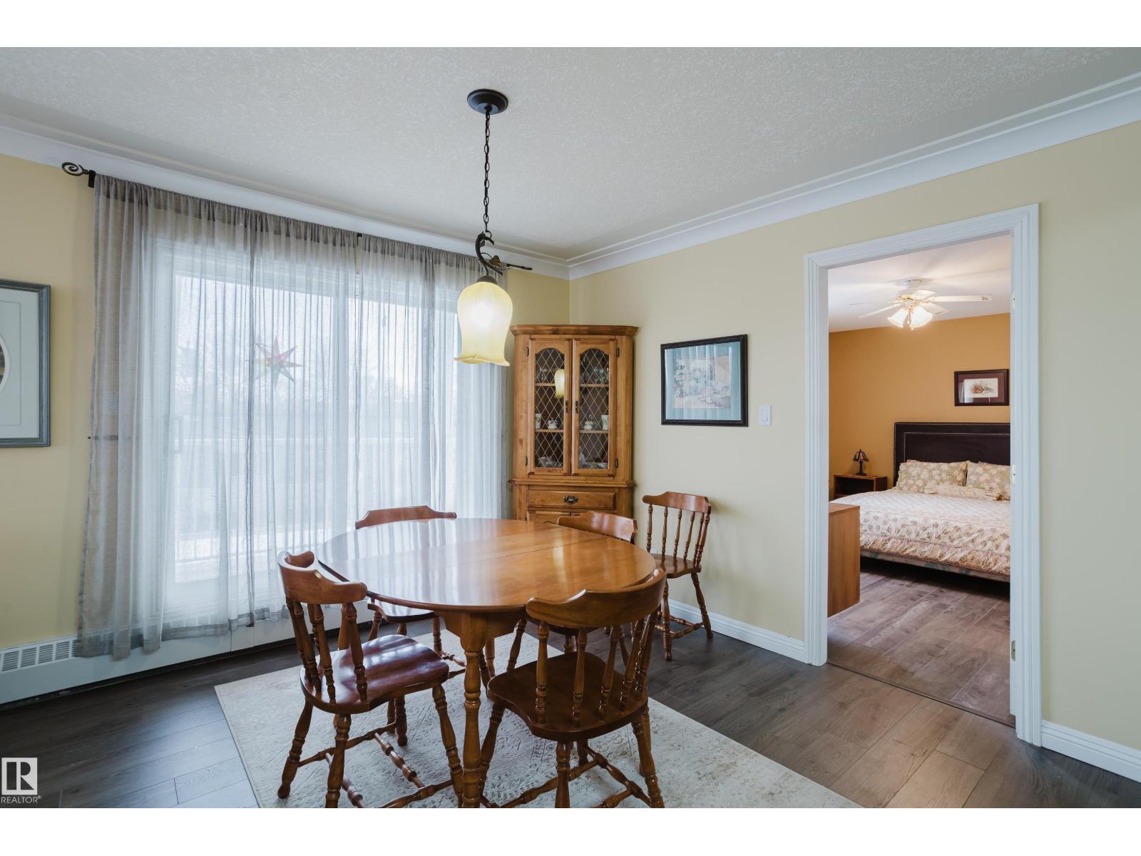 #25 9926 80 AV NW, Edmonton