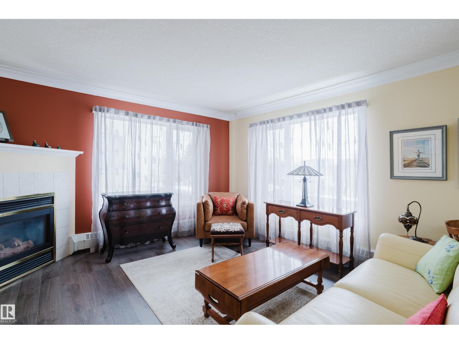 #25 9926 80 AV NW, Edmonton