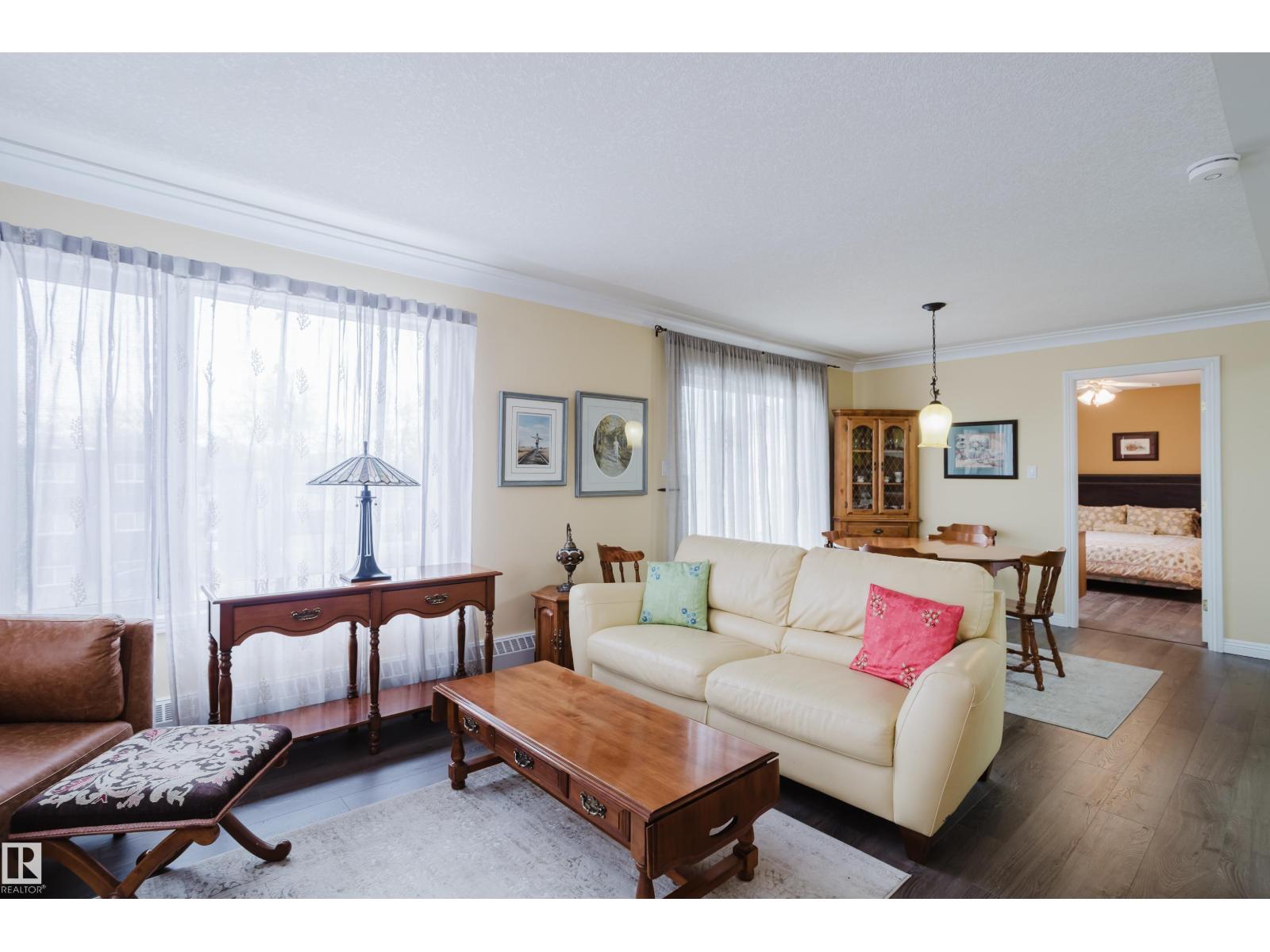 #25 9926 80 AV NW, Edmonton