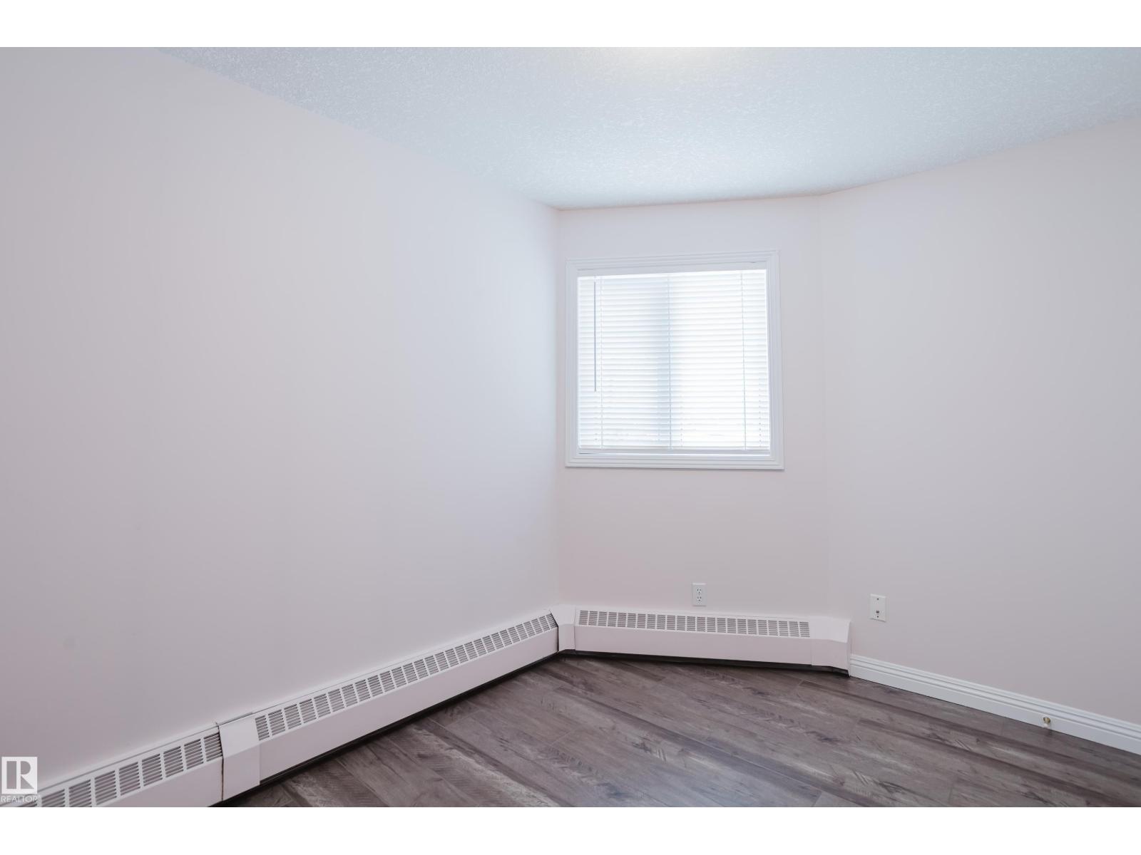 #25 9926 80 AV NW, Edmonton