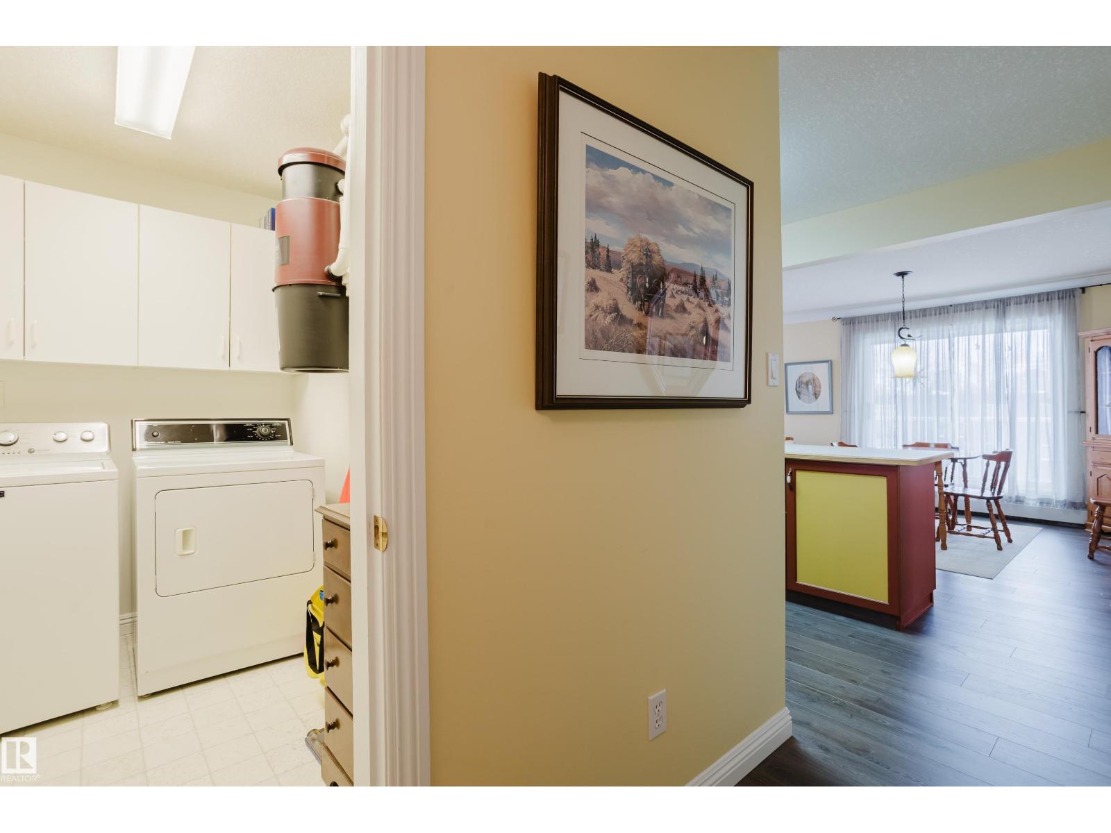 #25 9926 80 AV NW, Edmonton