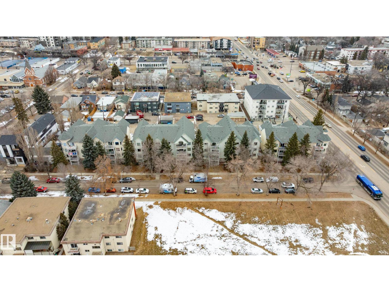 #25 9926 80 AV NW, Edmonton