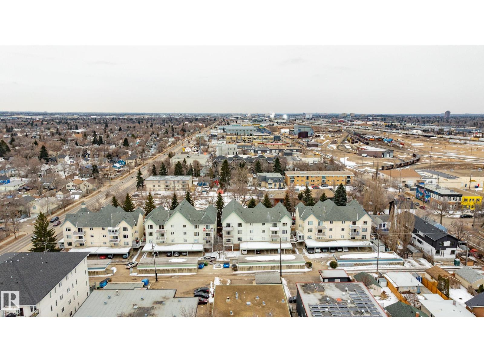 #25 9926 80 AV NW, Edmonton