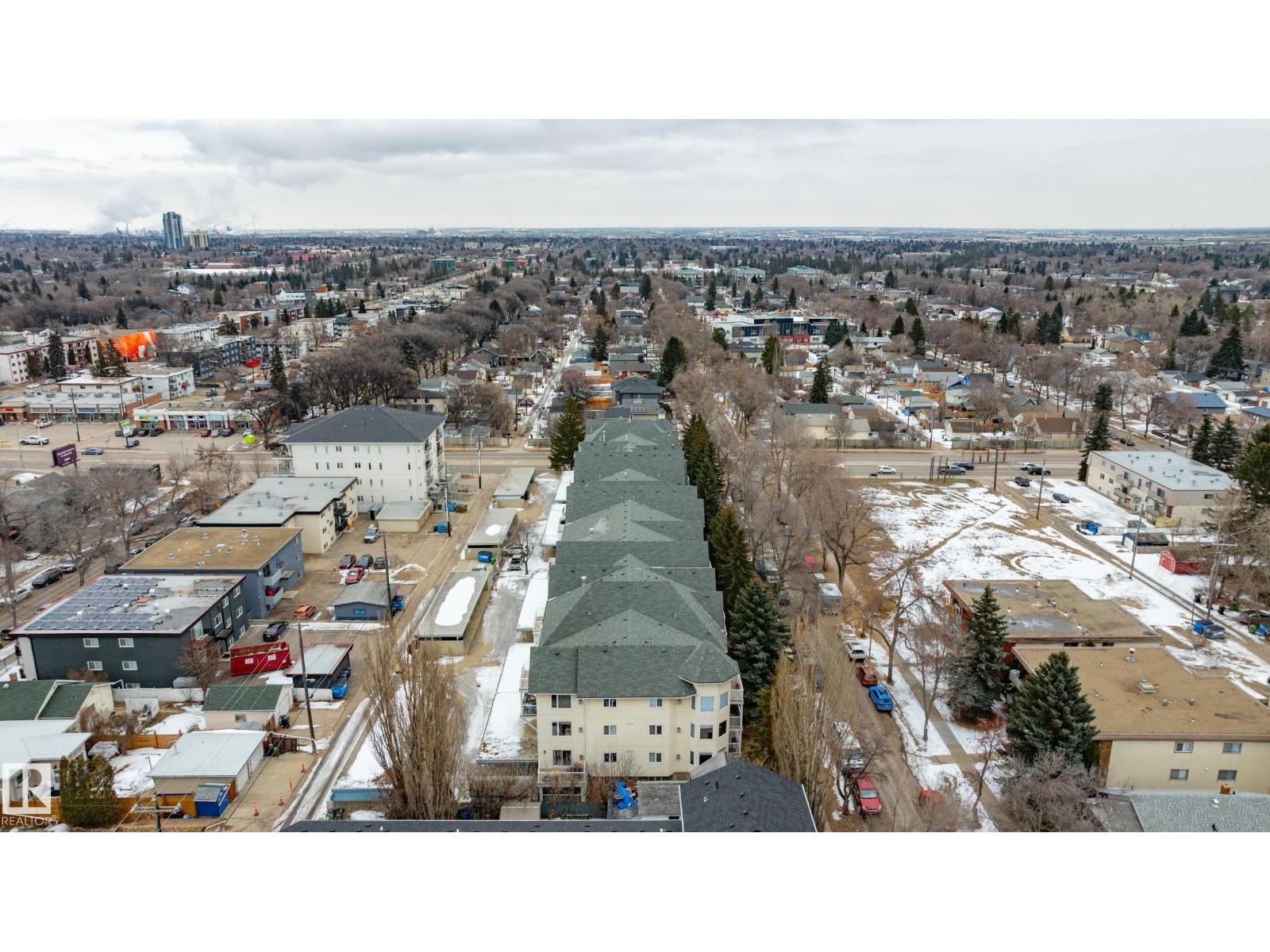 #25 9926 80 AV NW, Edmonton