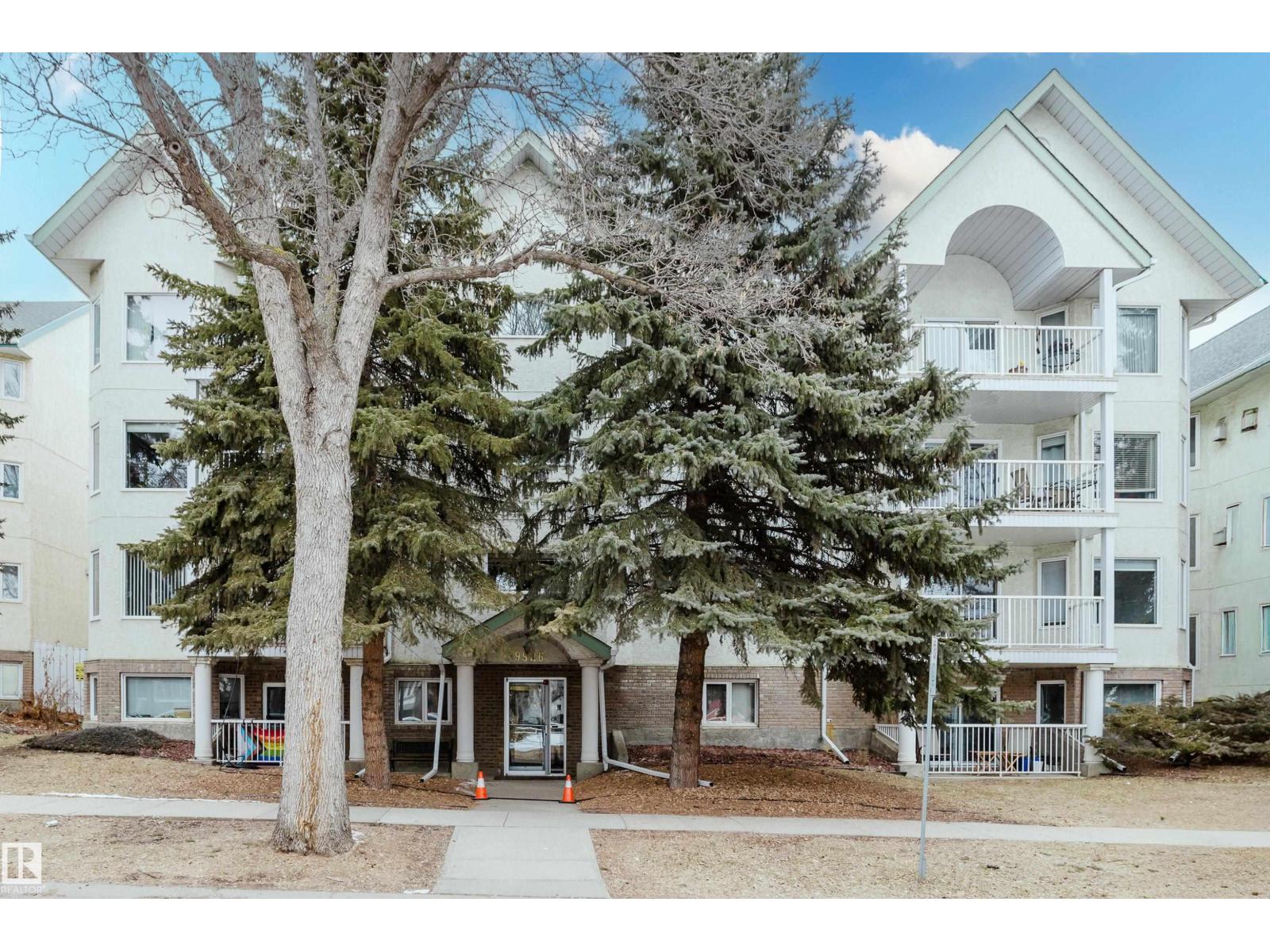 #25 9926 80 AV NW, Edmonton