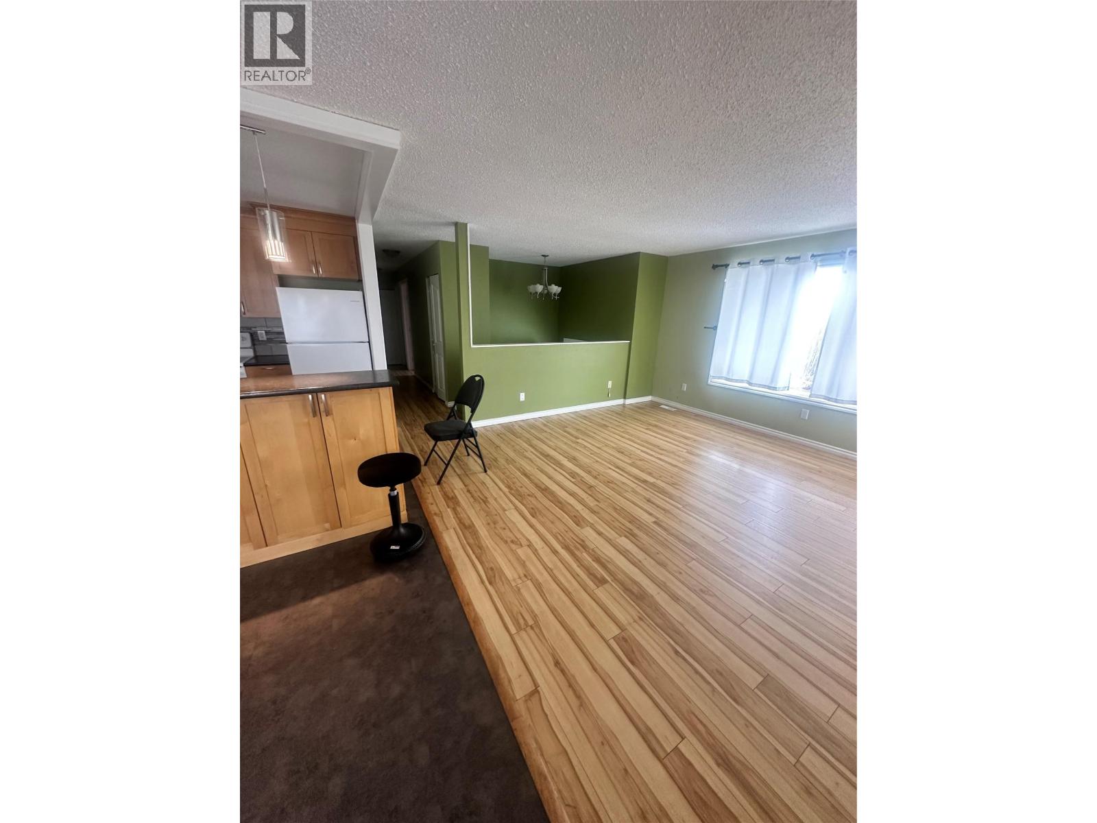 5301 44A Avenue NW, Chetwynd