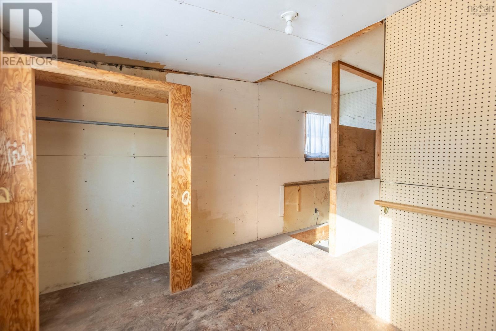 Property 7 of 25 of 1 Boylston Avenue