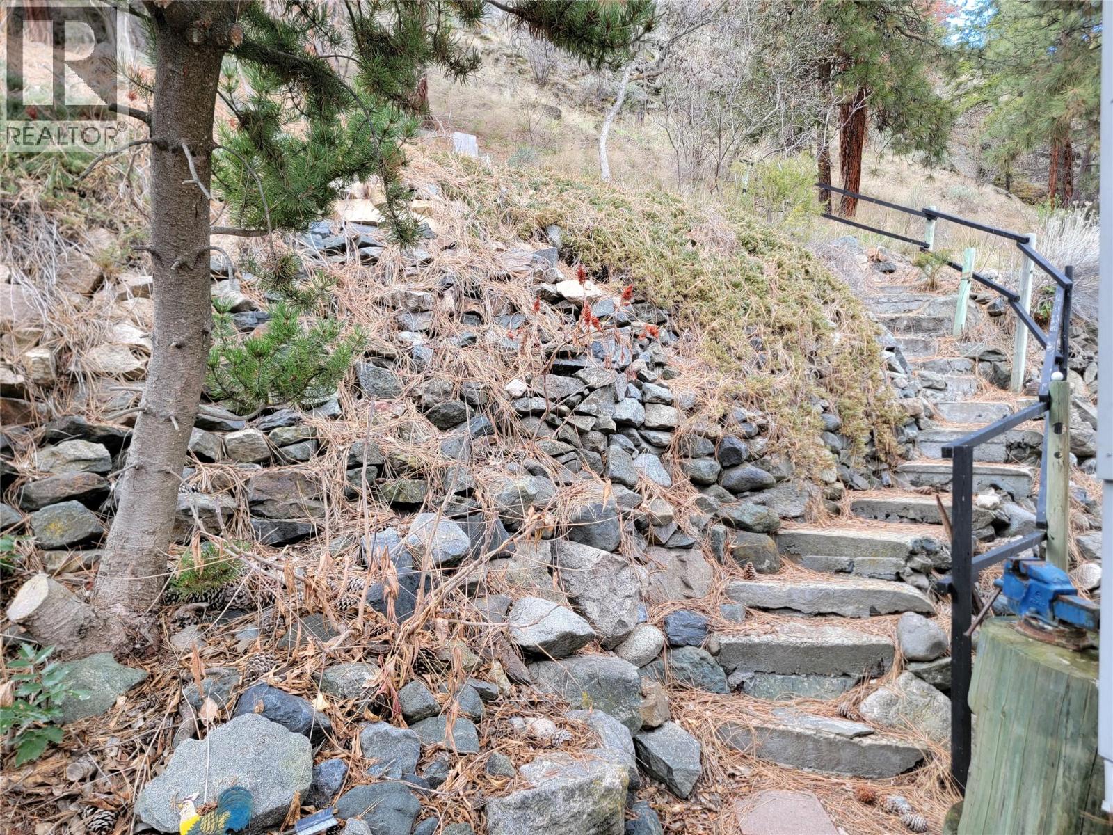 1292 Highway 3A Unit# 32, Keremeos