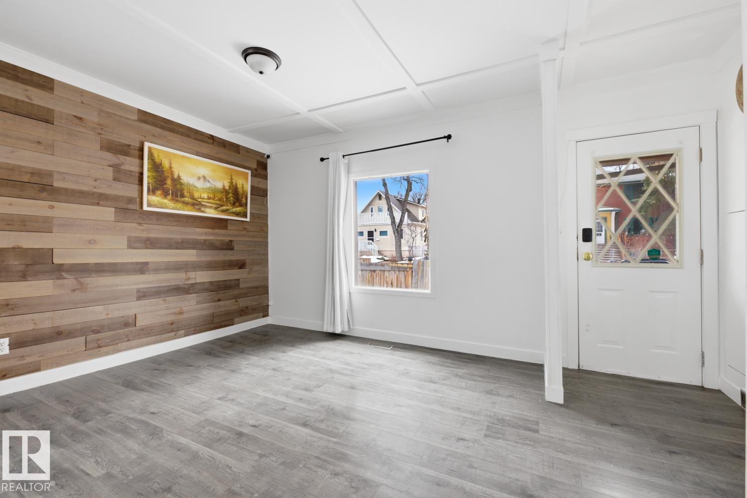 10927 93 ST NW NW, Edmonton