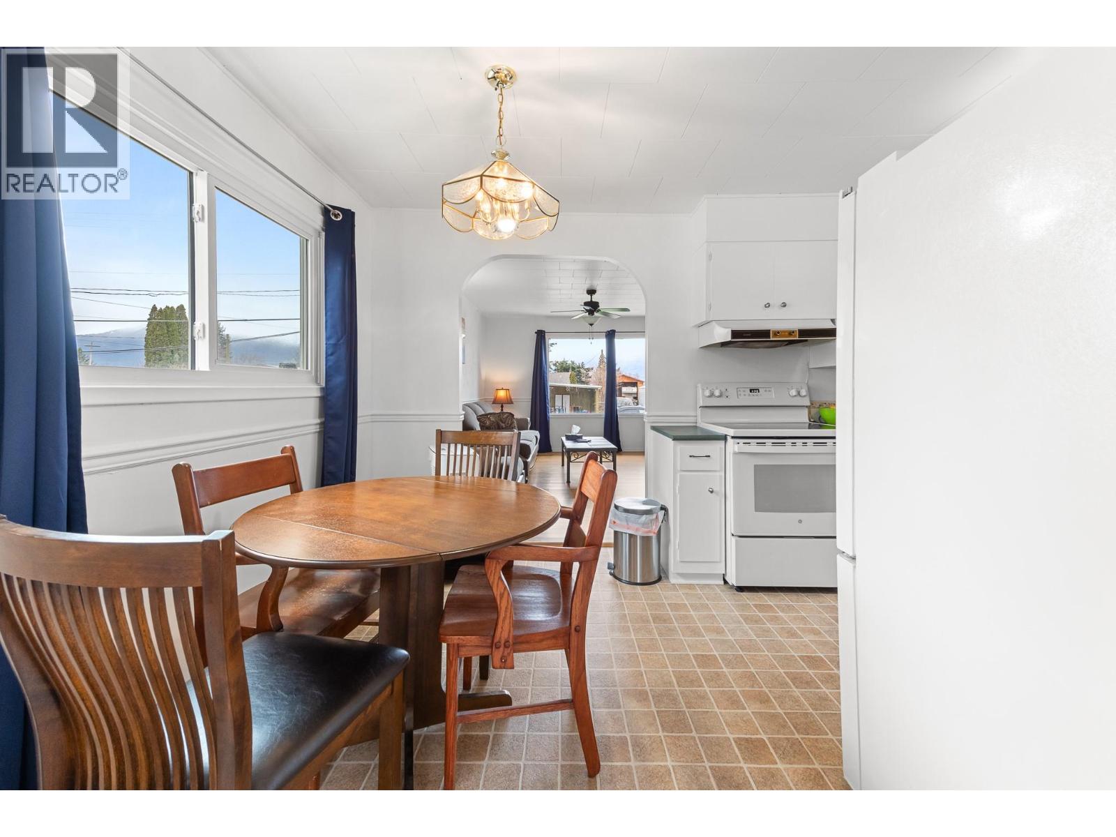 610 20TH AVENUE S - 10