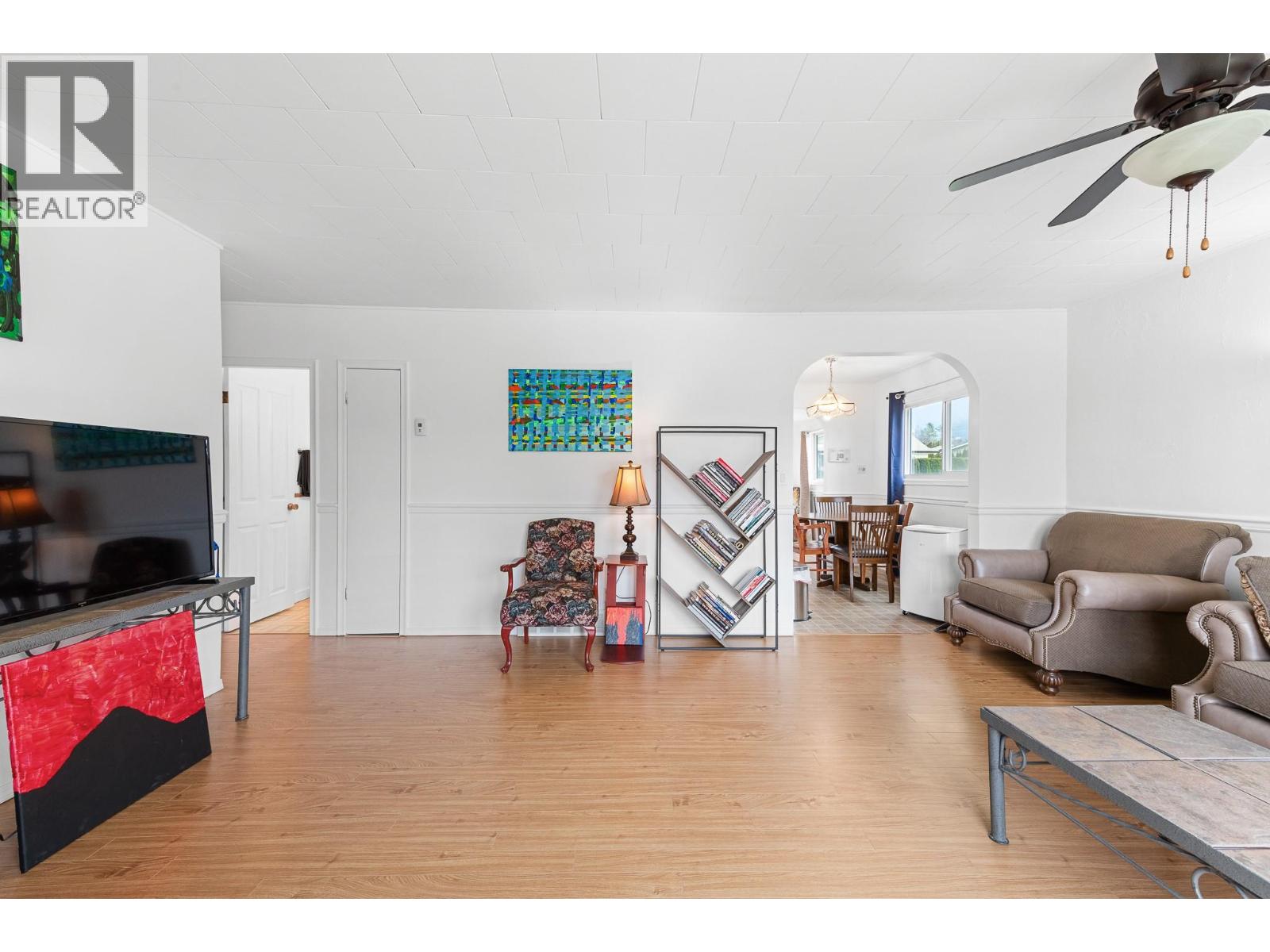 610 20TH AVENUE S - 5