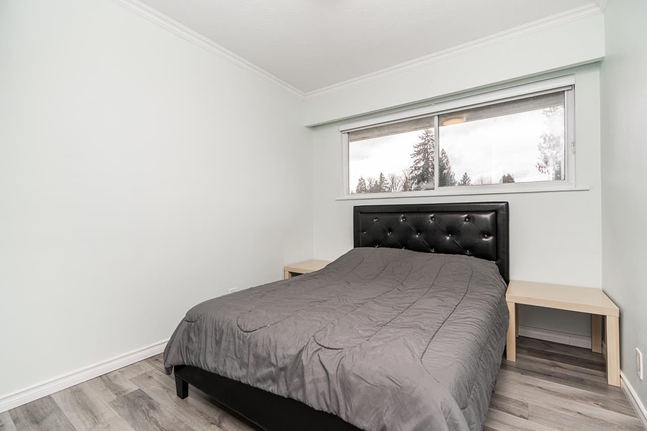 11310 LOUGHREN DRIVE, Surrey