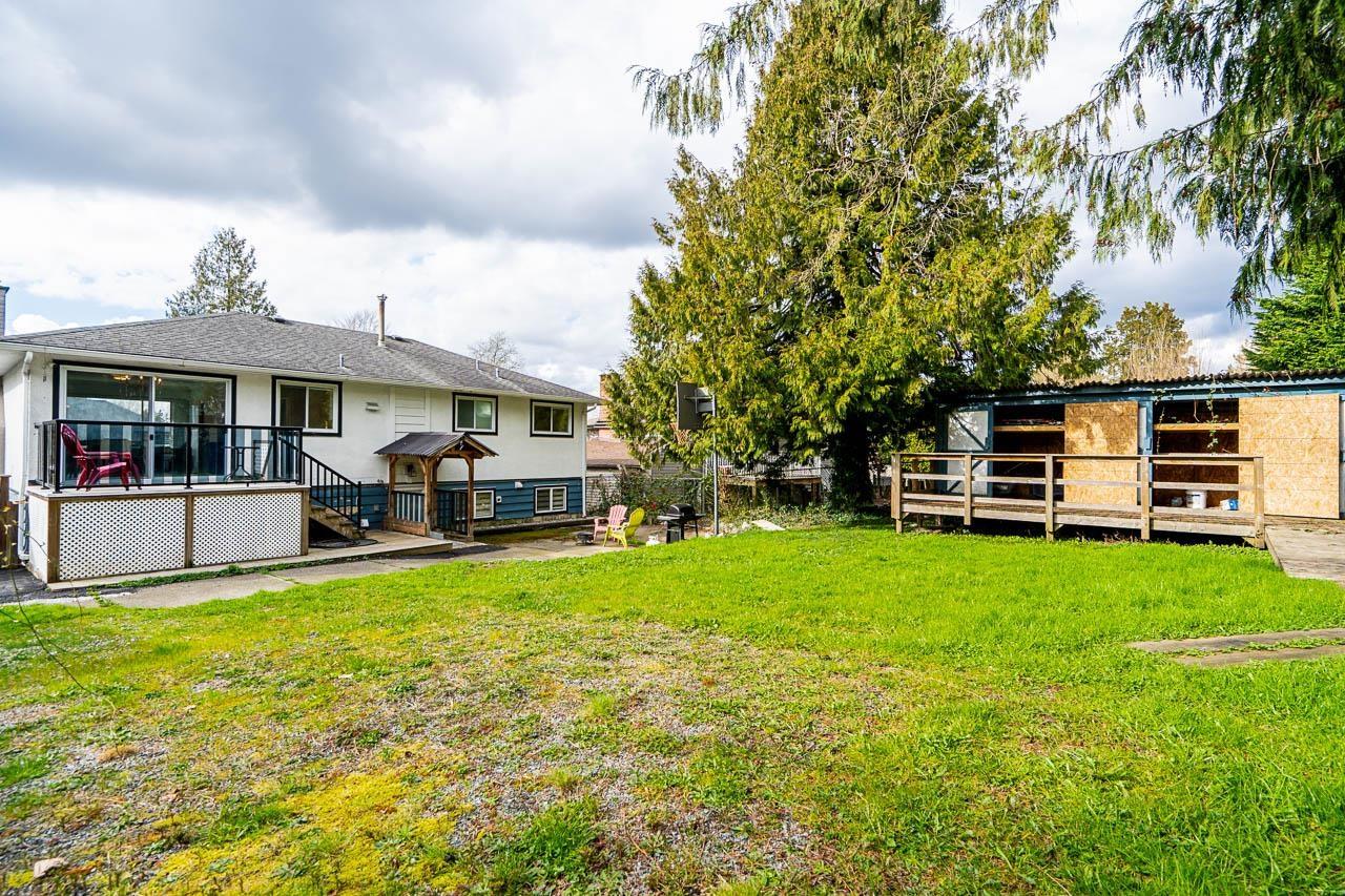 11310 LOUGHREN DRIVE, Surrey