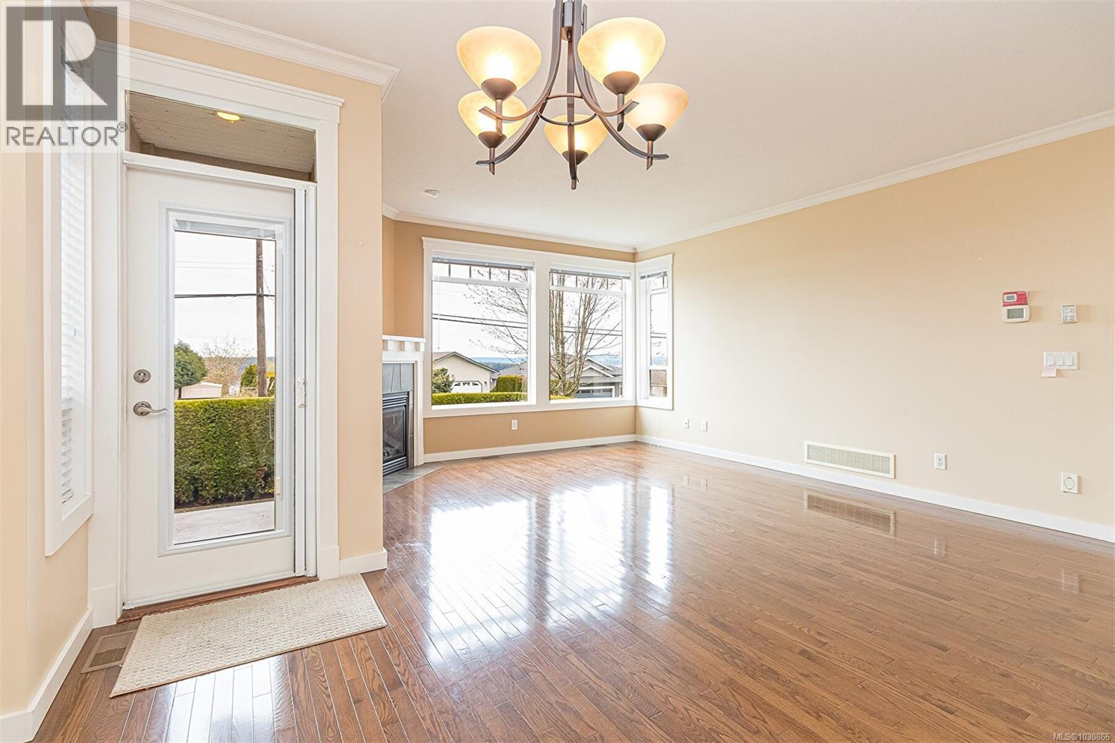 6 500 Russell Rd, Ladysmith