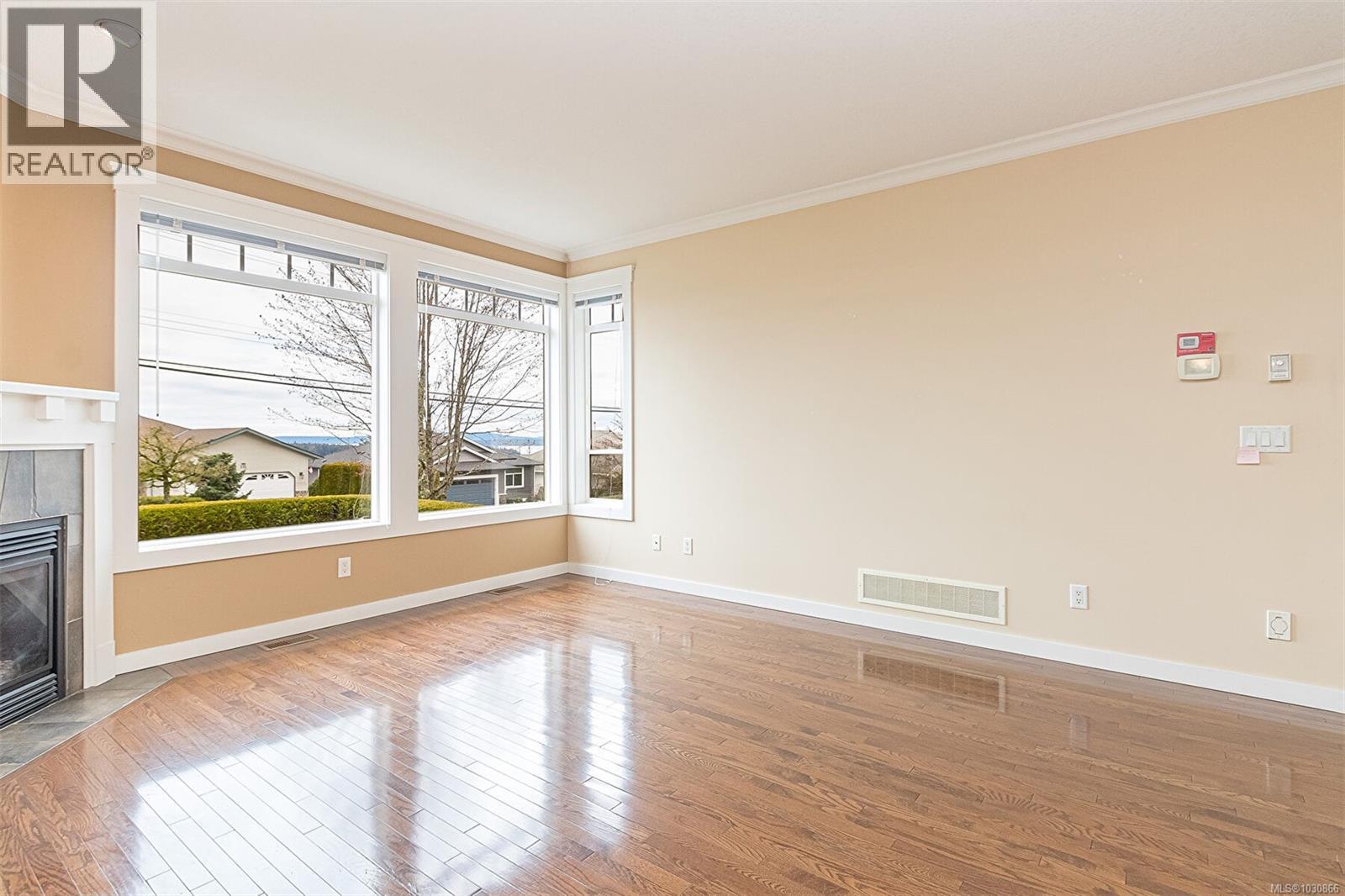 #6 500 Russell Rd - 25