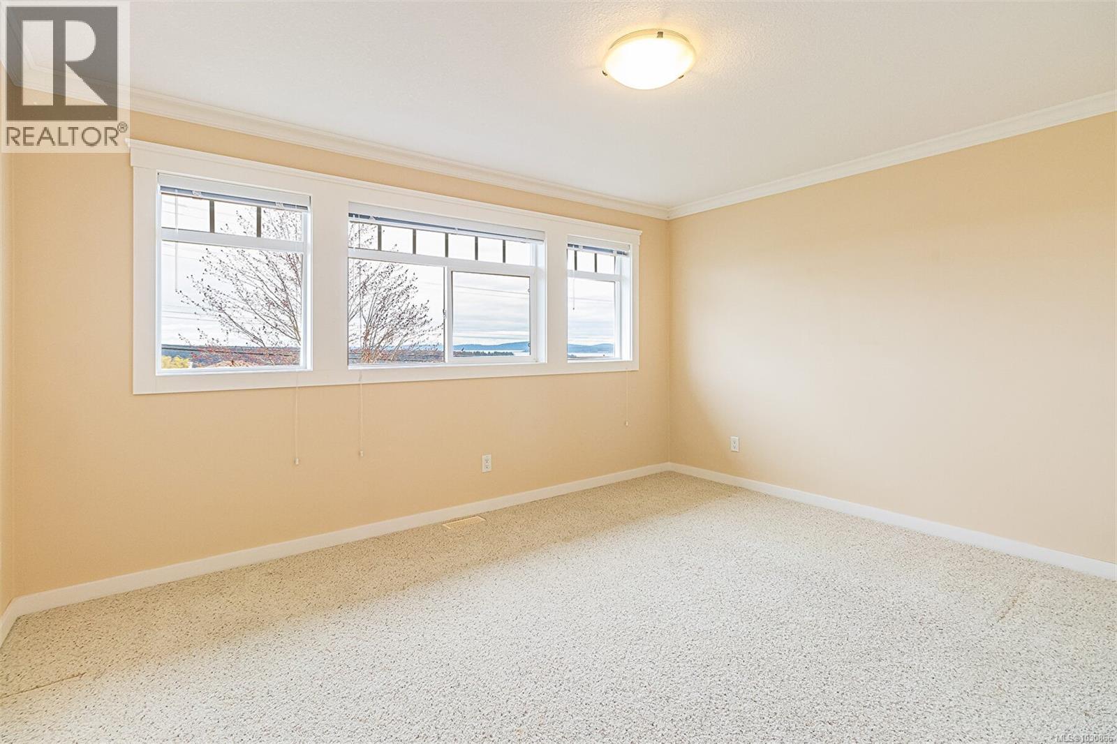 6 500 Russell Rd, Ladysmith