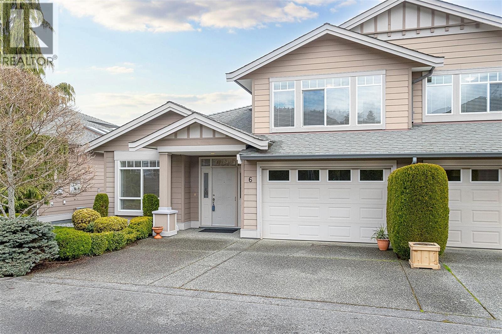#6 500 Russell Rd - 22