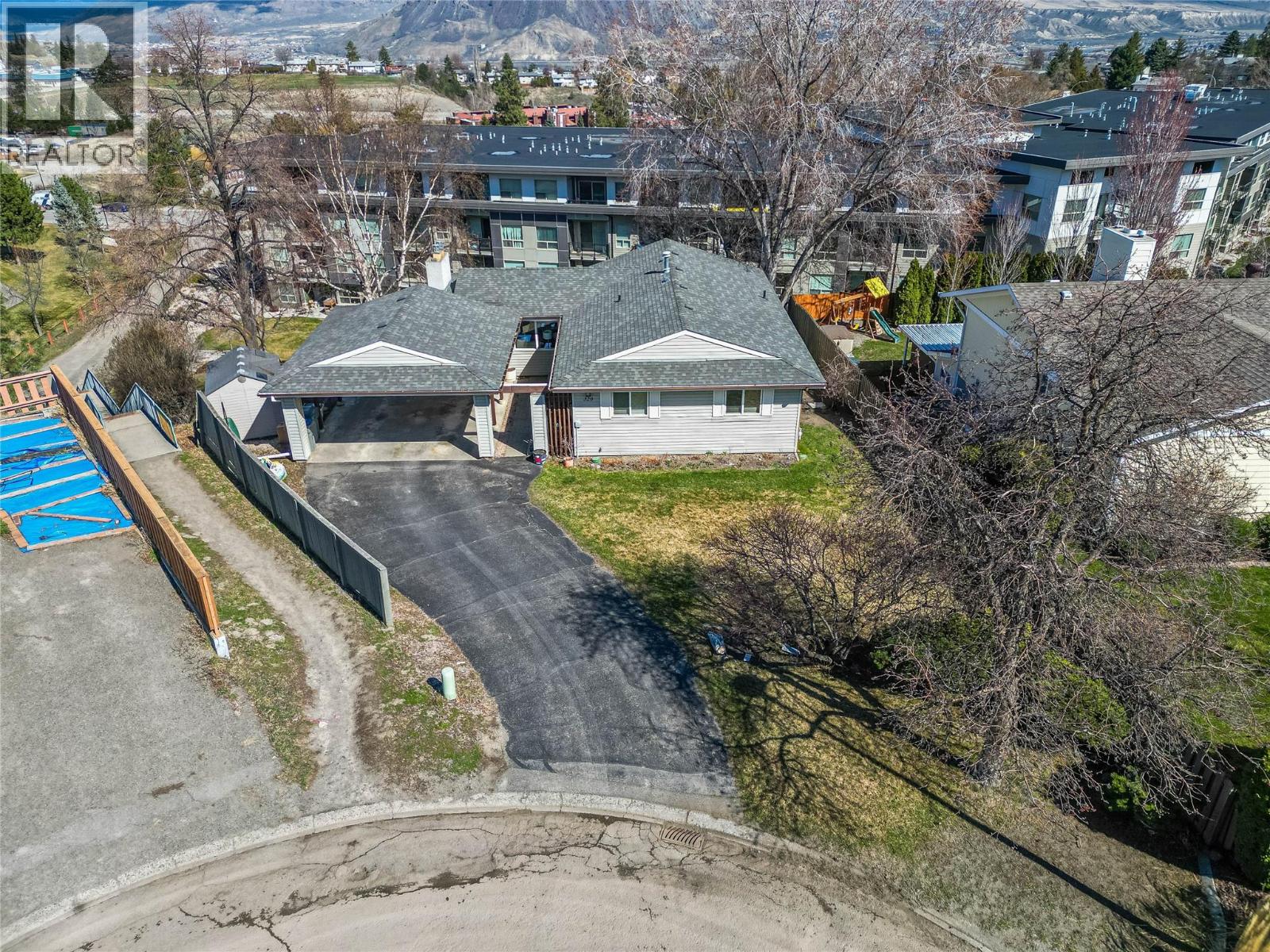 320 WHITESHIELD Crescent - 29