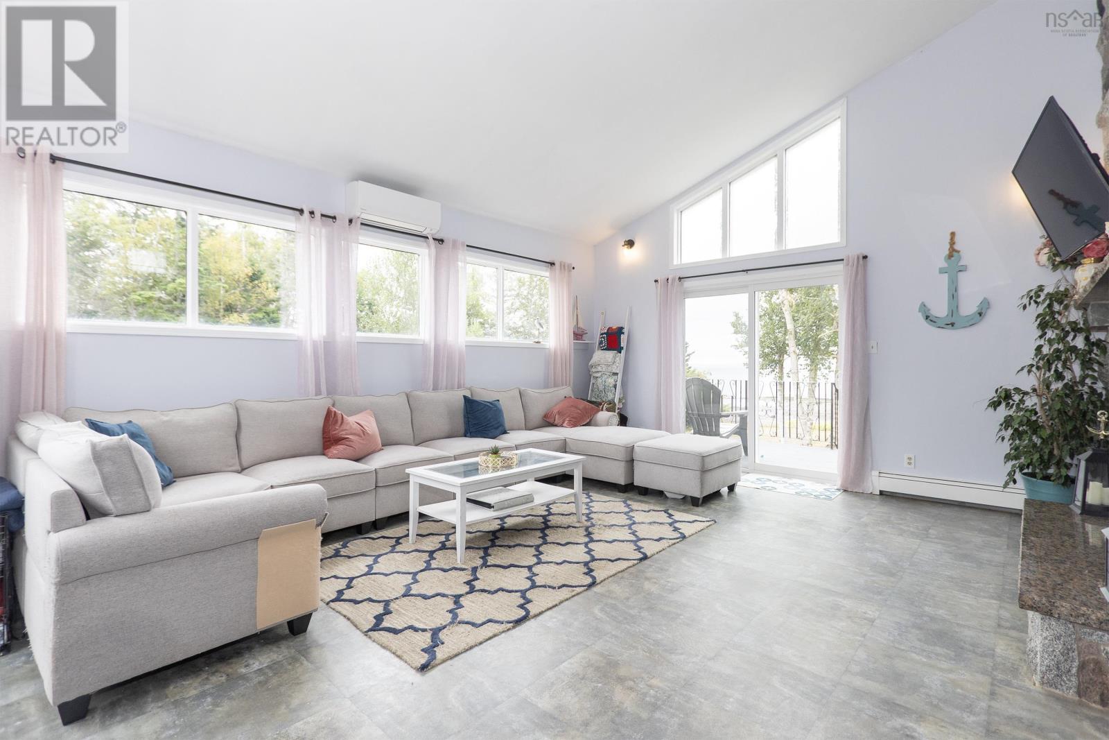 Property 12 of 50 of 3 Shore Lane