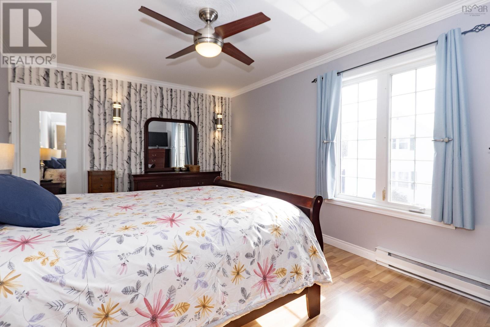 Property 29 of 48 of 193a Victoria Street E