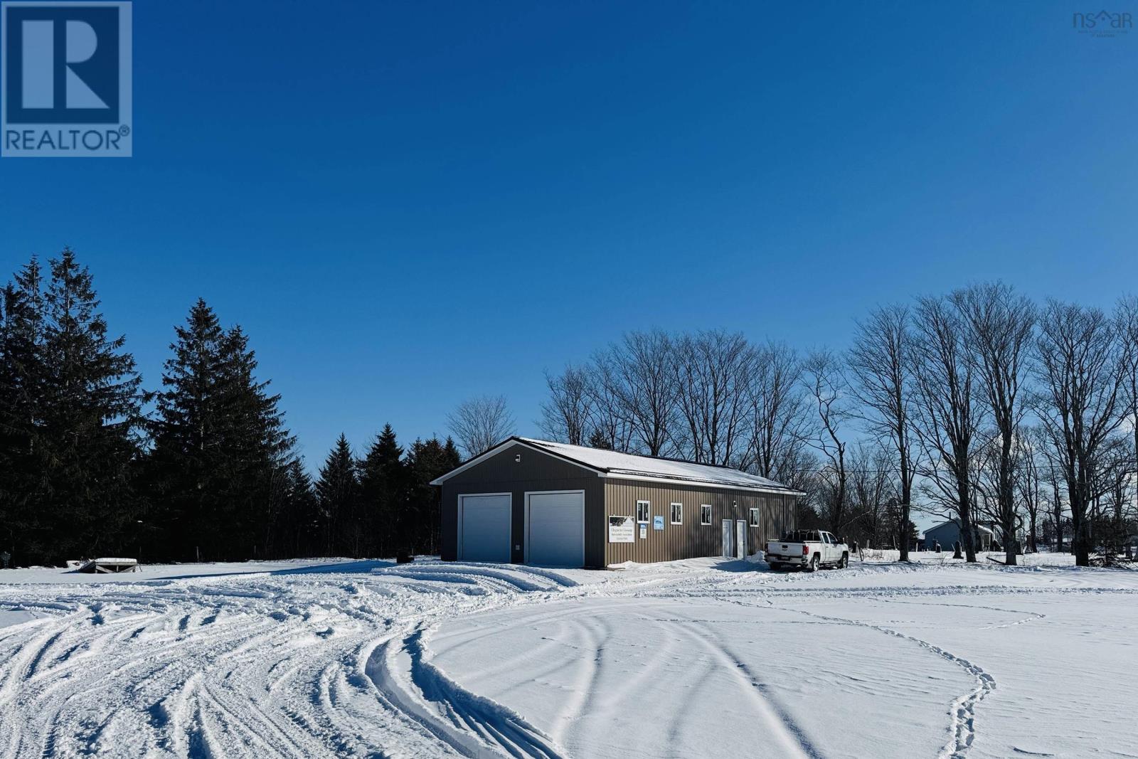 Property 2 of 16 of 4296 Highway 2