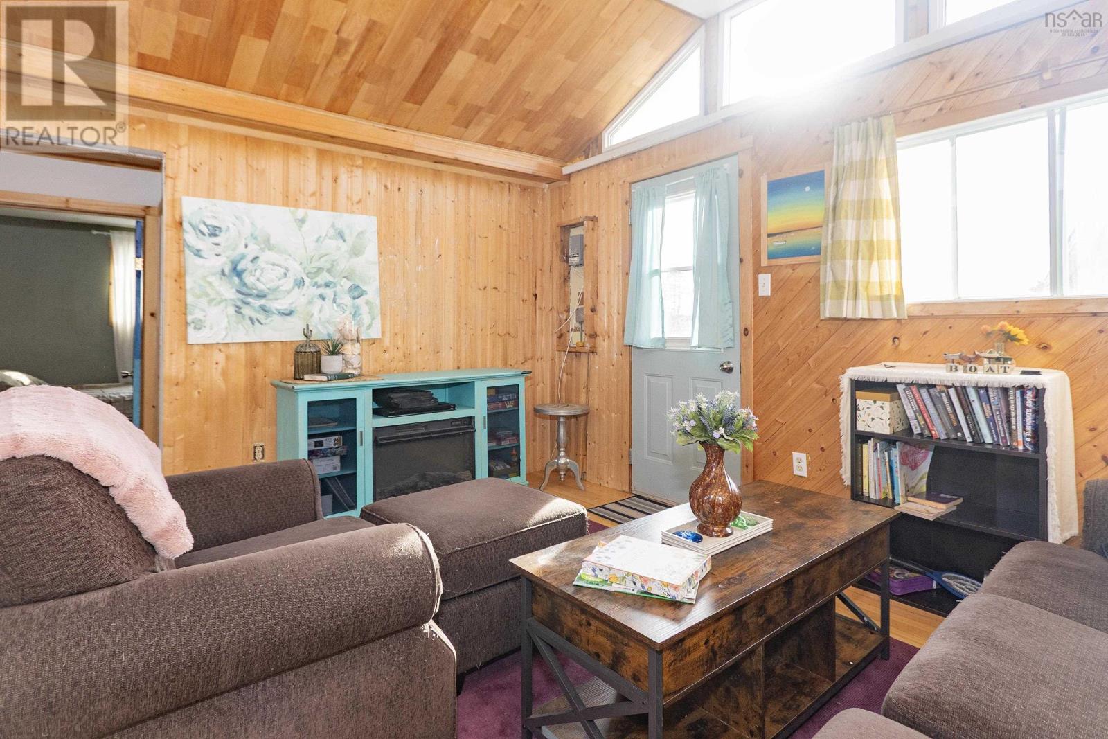 Property 11 of 26 of 53 Jackson Point Road