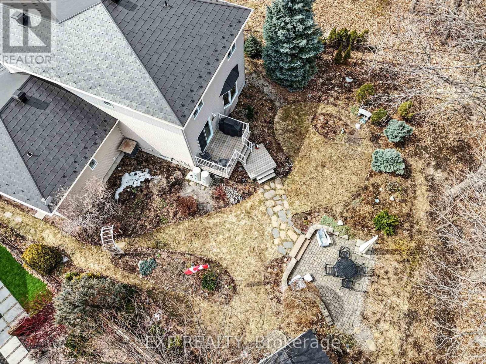91 REMBRANDT DRIVE — photo 30