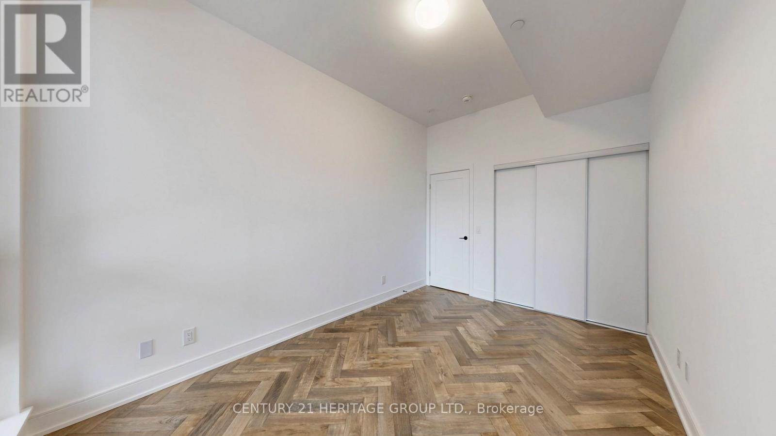 #103 L/W 8888 YONGE STREET - 22