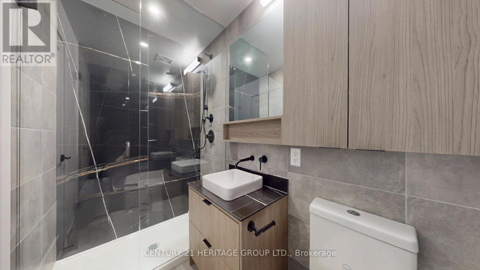 #103 L/W 8888 YONGE STREET - 23