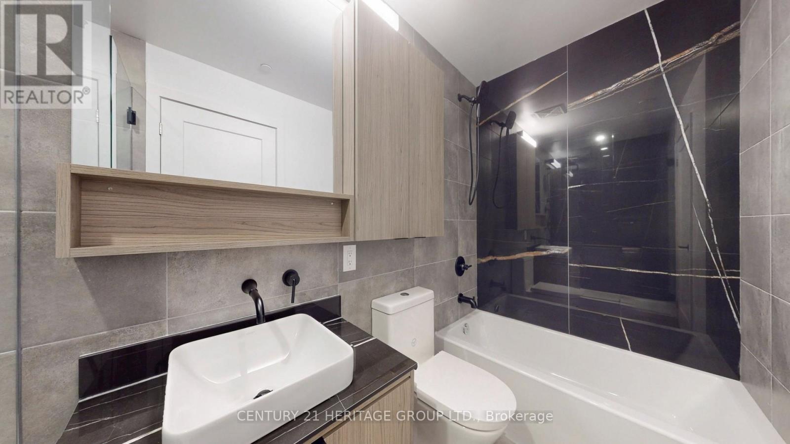 #103 L/W 8888 YONGE STREET - 24