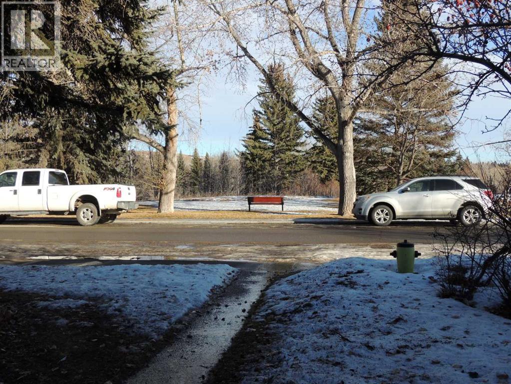 2713 Canmore Road Northwest - Photo 5