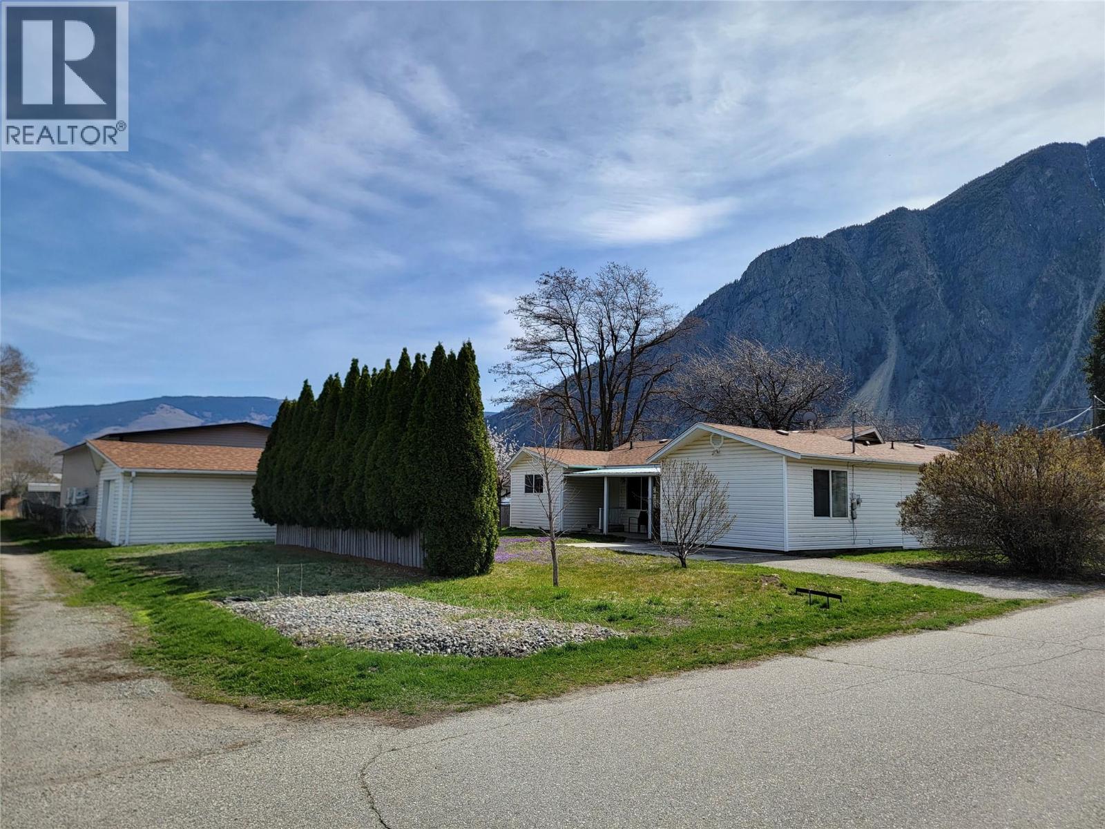 604 11th Avenue - 55