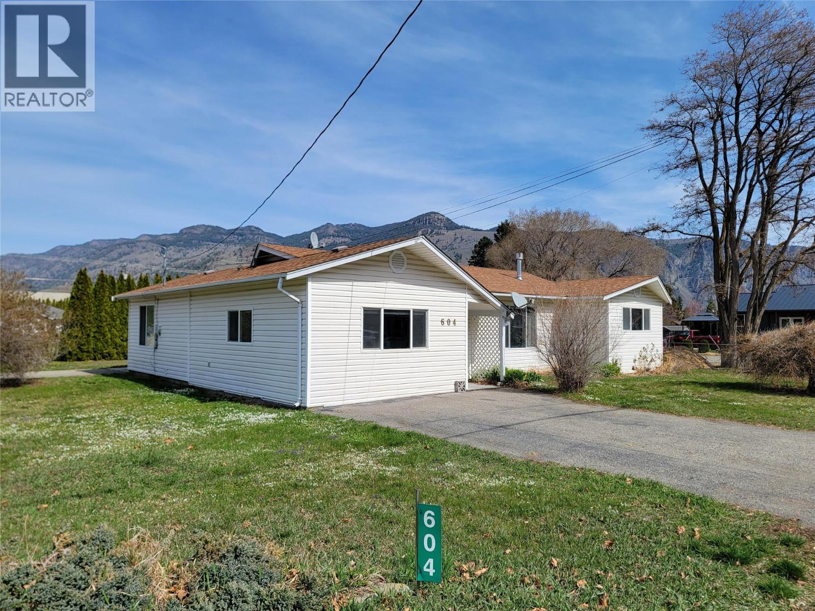 604 11th Avenue - 2