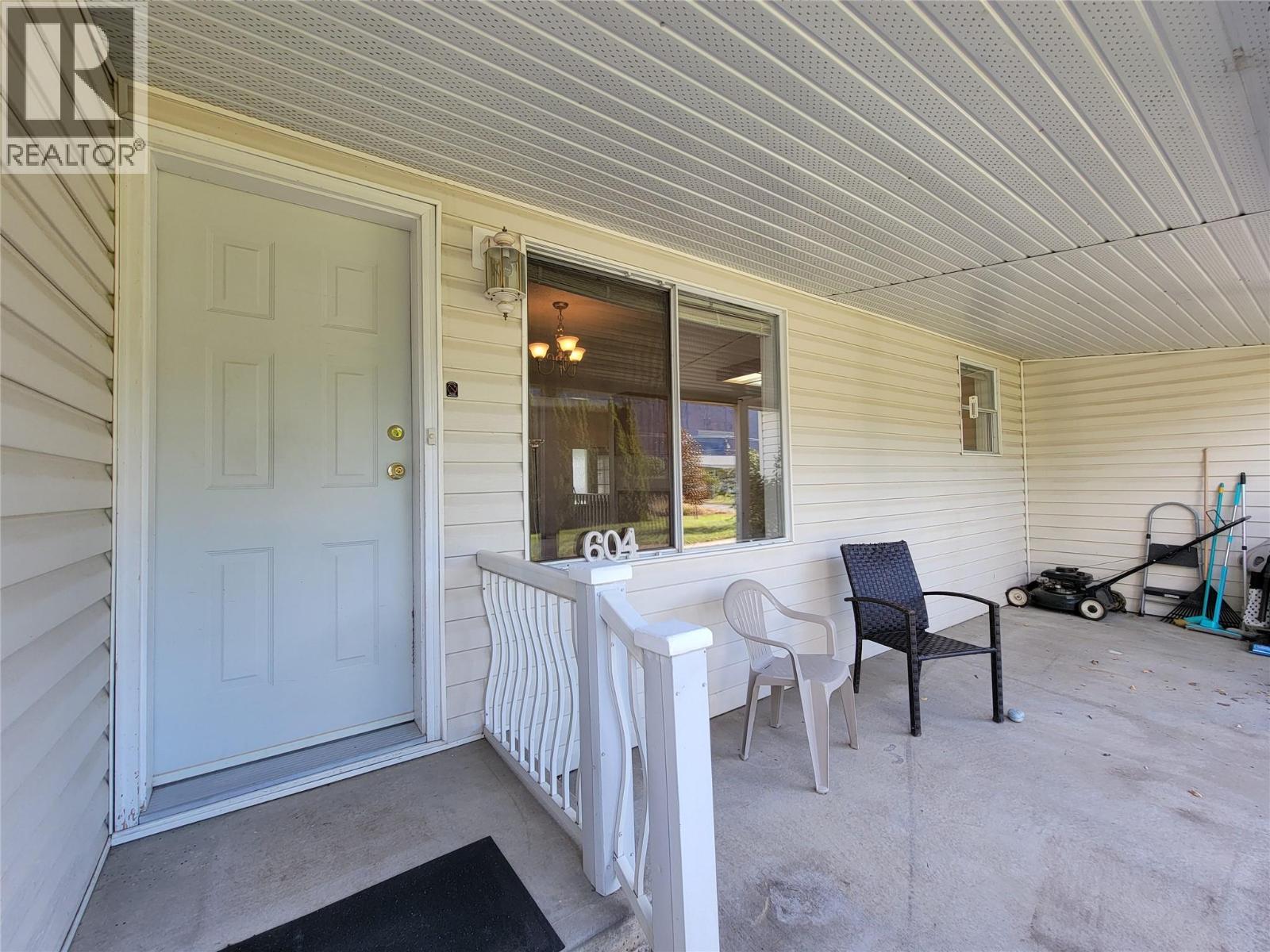 604 11th Avenue - 49