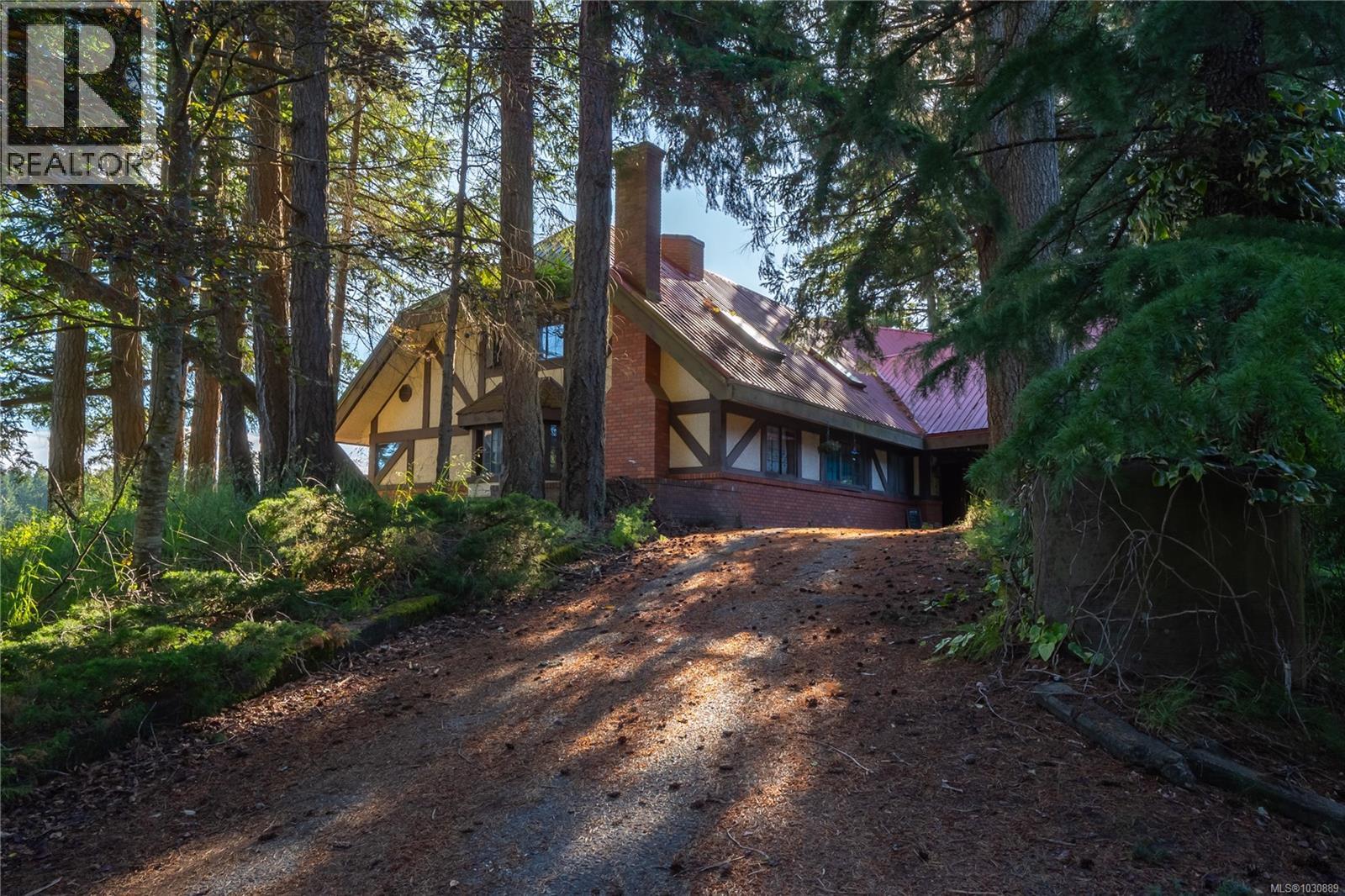 909 South Rd, Gabriola Island