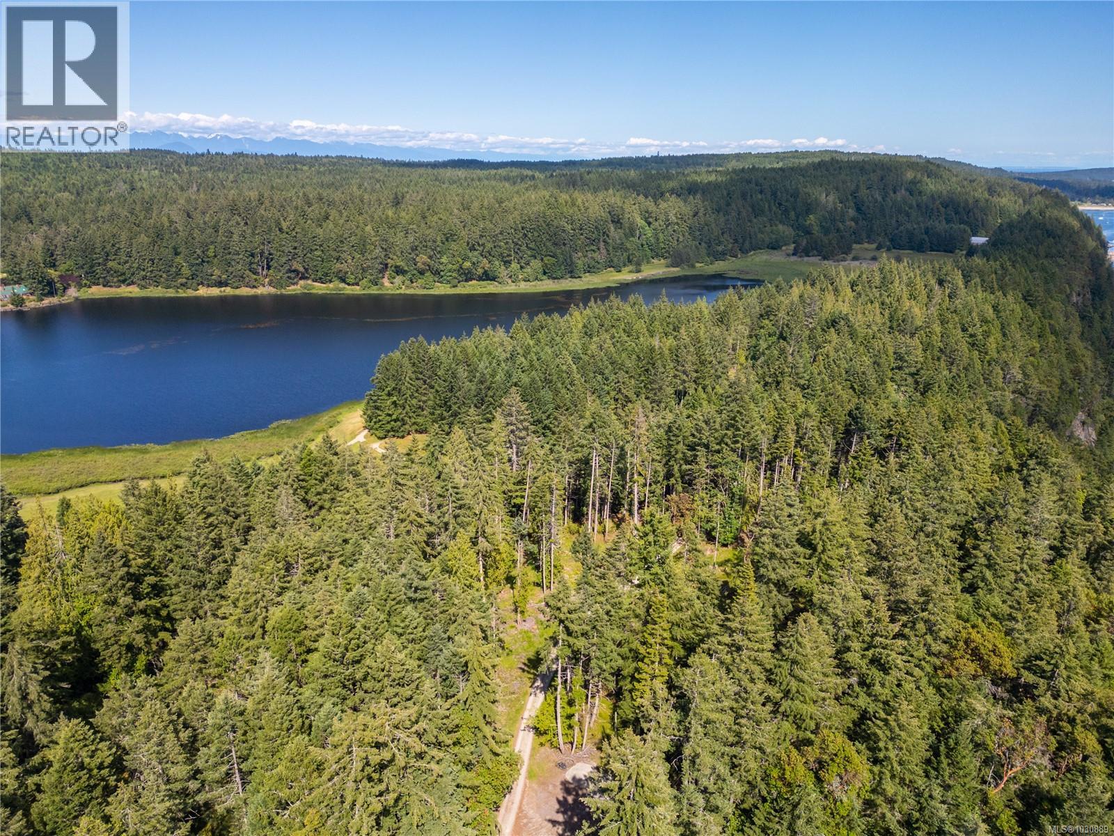 909 South Rd, Gabriola Island